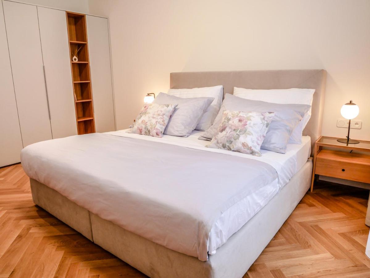 Laurinska 1 Apartments Bratislava Extérieur photo