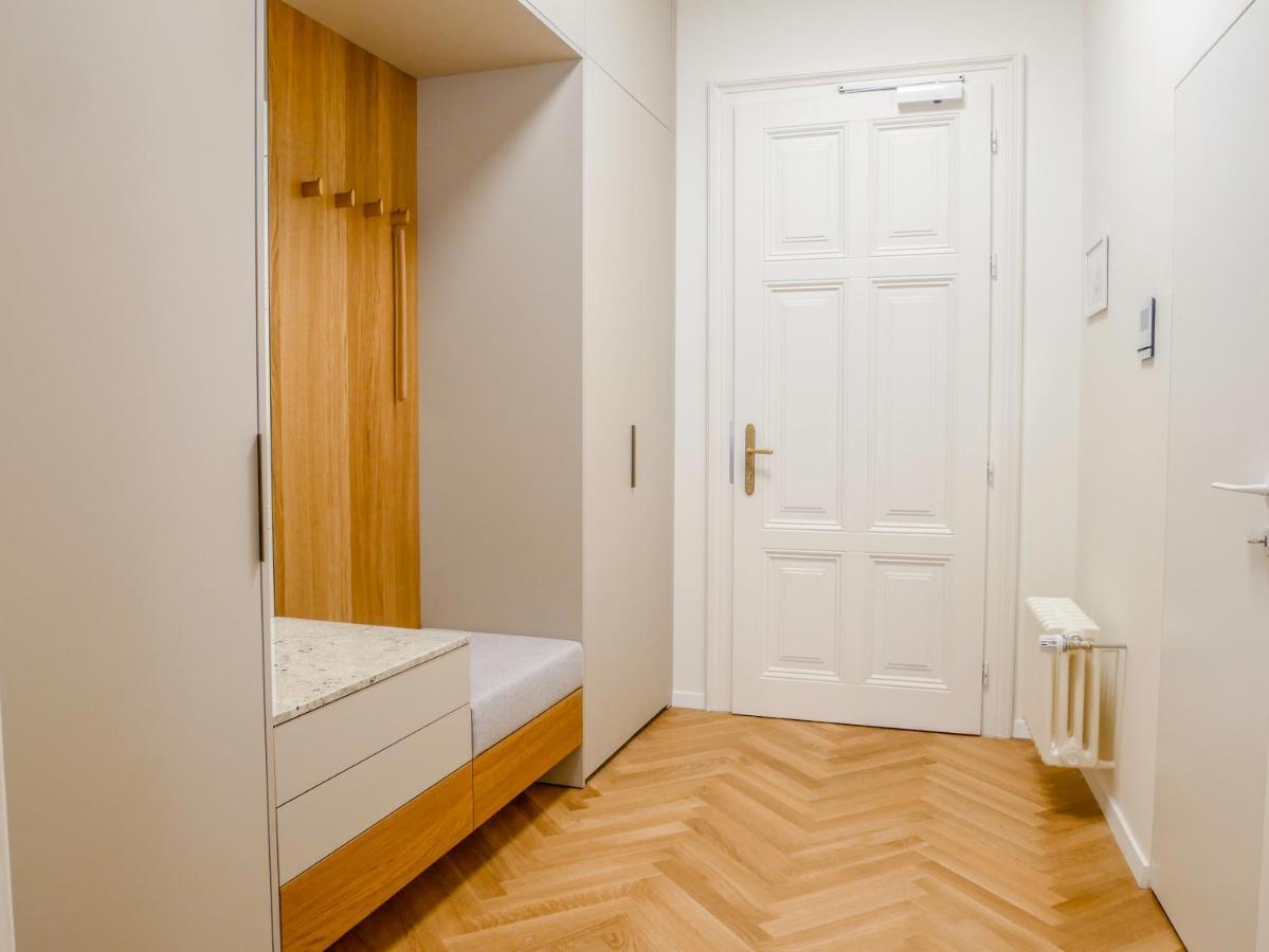 Laurinska 1 Apartments Bratislava Extérieur photo