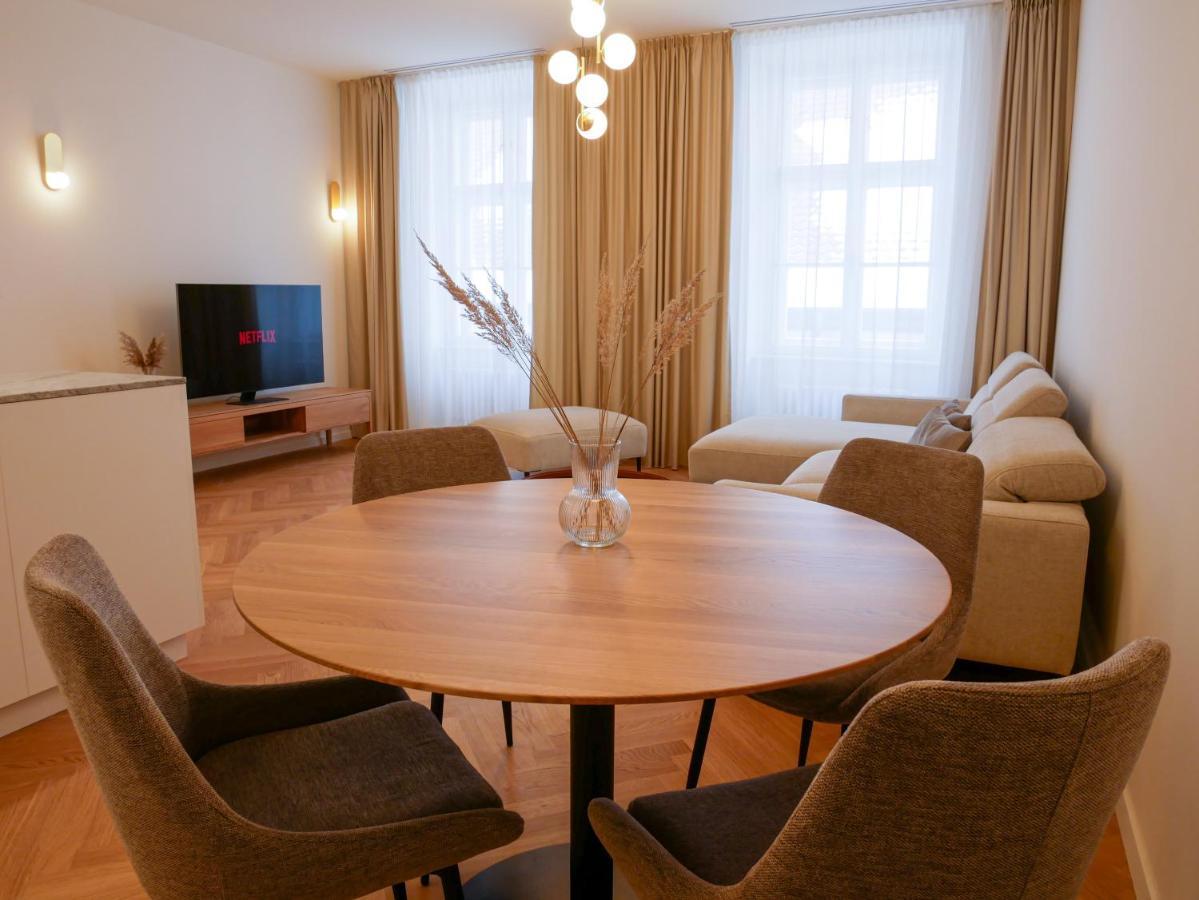 Laurinska 1 Apartments Bratislava Extérieur photo