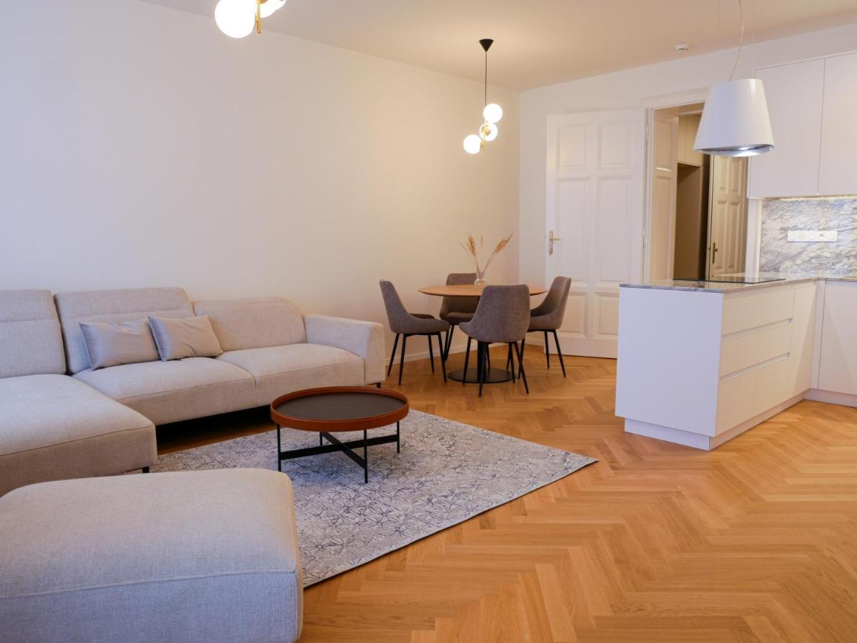 Laurinska 1 Apartments Bratislava Extérieur photo
