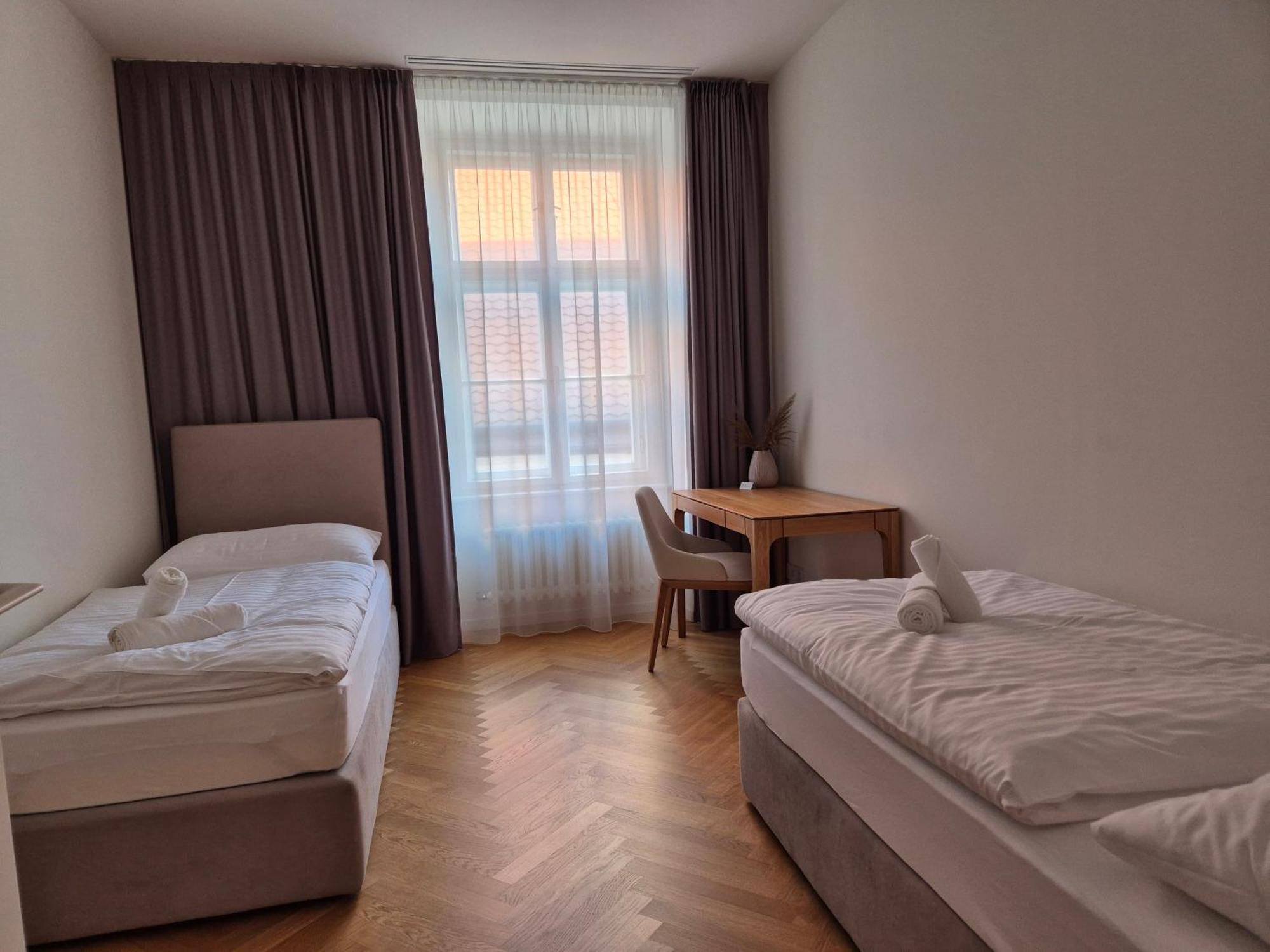 Laurinska 1 Apartments Bratislava Extérieur photo